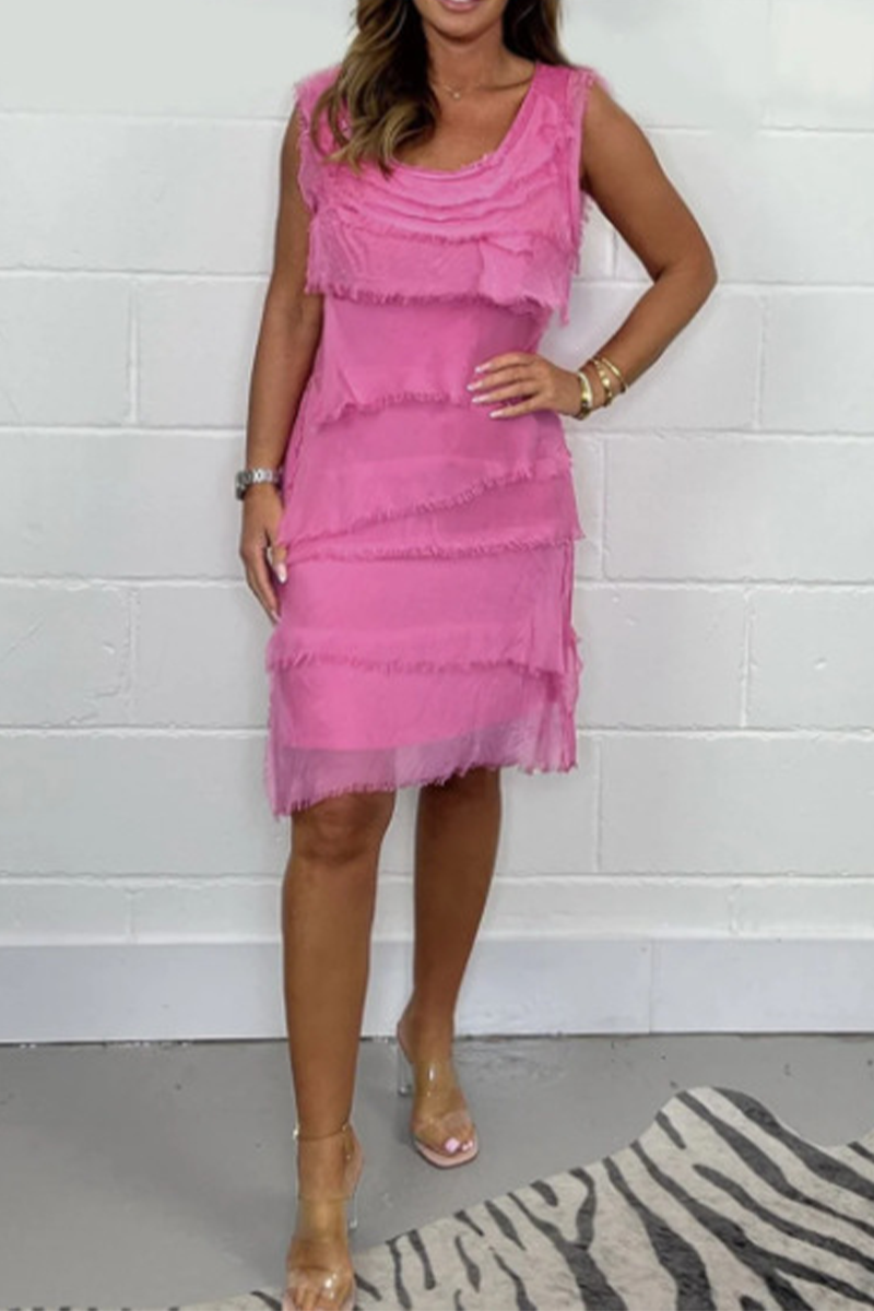 Well Tailored Dress with a Graceful Silhouette