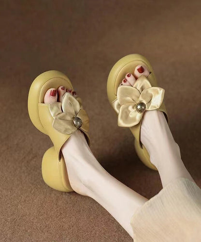 Beautifully Crafted Sandals in a Classic Style