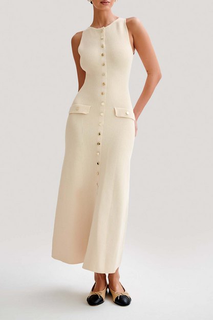 Effortlessly Elegant Dress with a Timeless Design