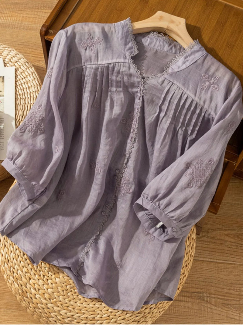 Elegantly Styled Shirt for Everyday Wear