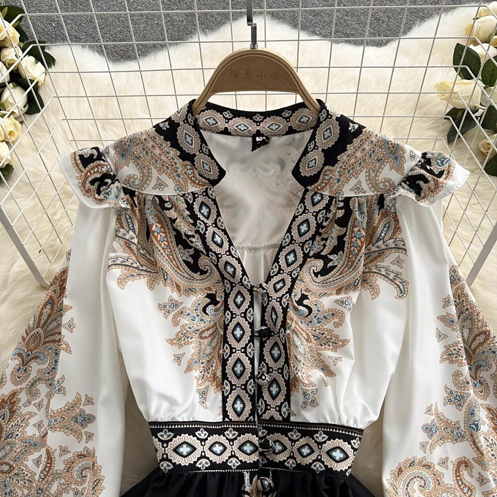 Gracefully Styled Dress for Any Occasion
