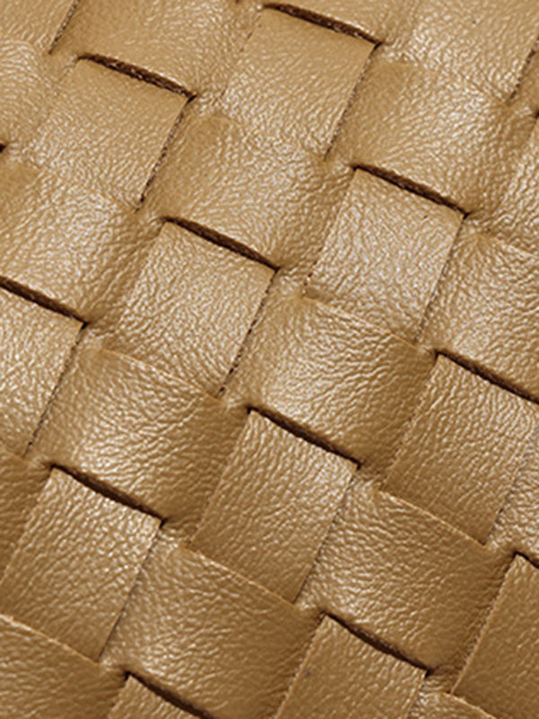 Elegantly Styled Bag for Everyday Wear