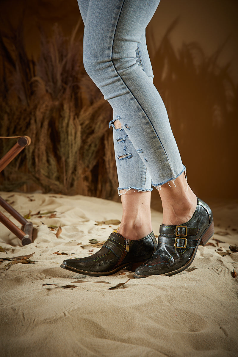 Classic Vintage & Enduringly Stylish Shoes