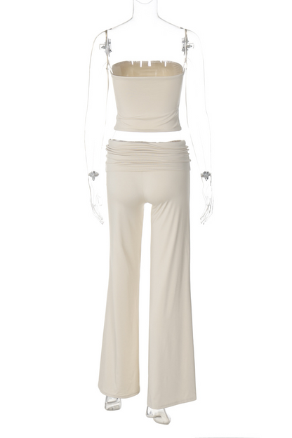 Effortlessly Elegant Garment with a Timeless Design