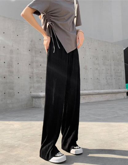 Beautifully Finished Pants in a Timeless Design