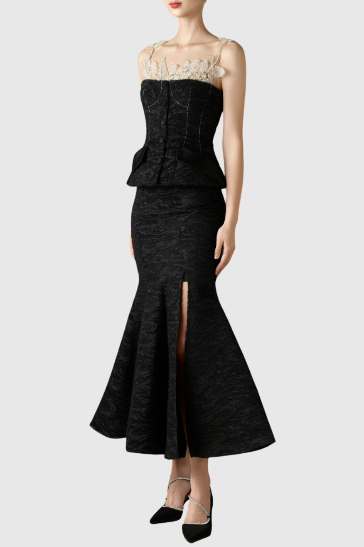 Beautifully Crafted Top in a Classic Style
