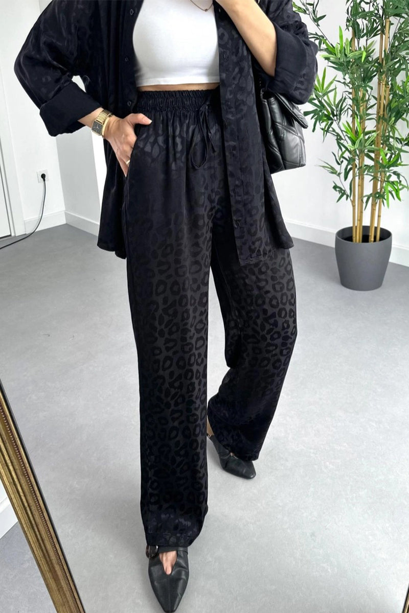 Well Tailored Garment with a Graceful Silhouette