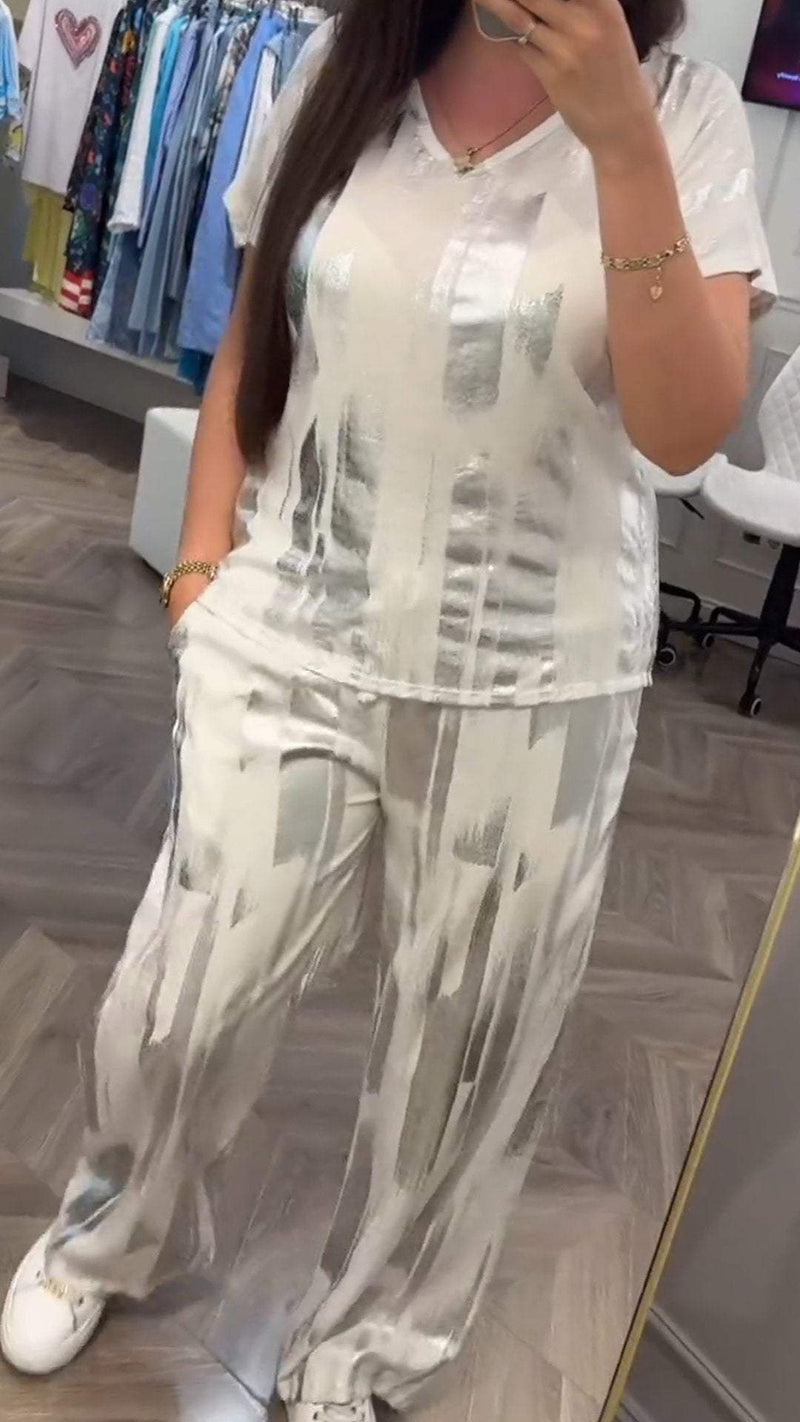 Classic Vintage Garment with a Flattering Fit