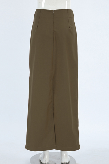 Well Tailored Garment with a Graceful Silhouette