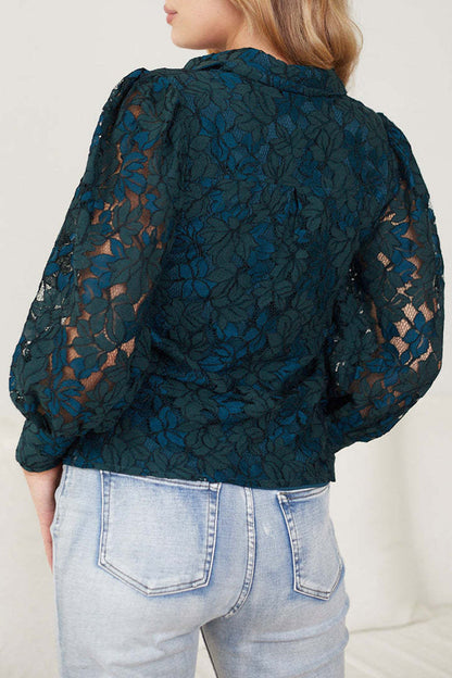 Sophisticated Blouse with a Clean Classic Look