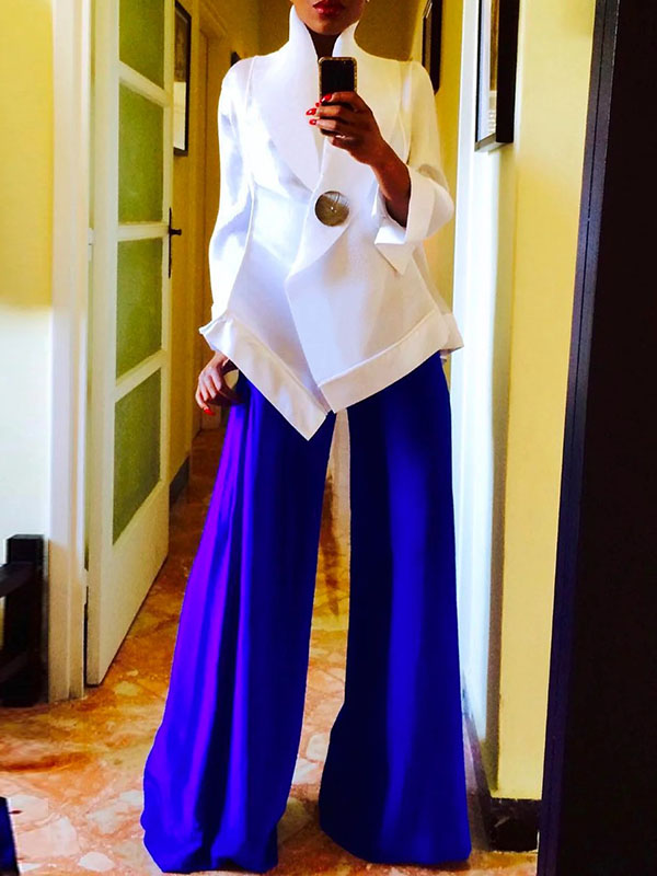 Beautifully Crafted Blouse in a Classic Style