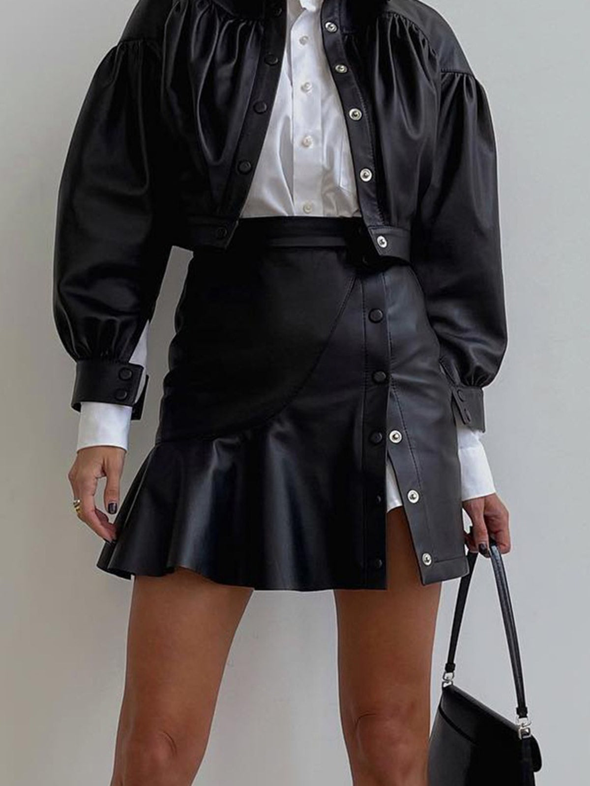Well Tailored Garment with a Graceful Silhouette