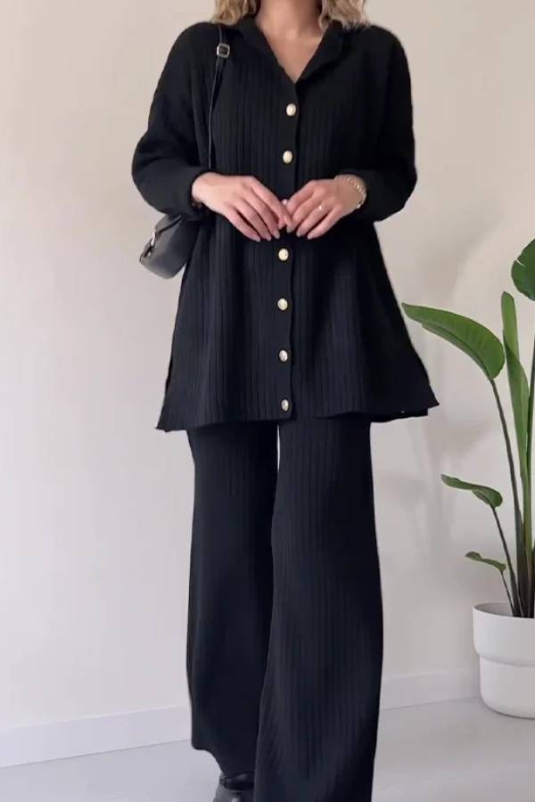 Well Tailored Garment with a Graceful Silhouette