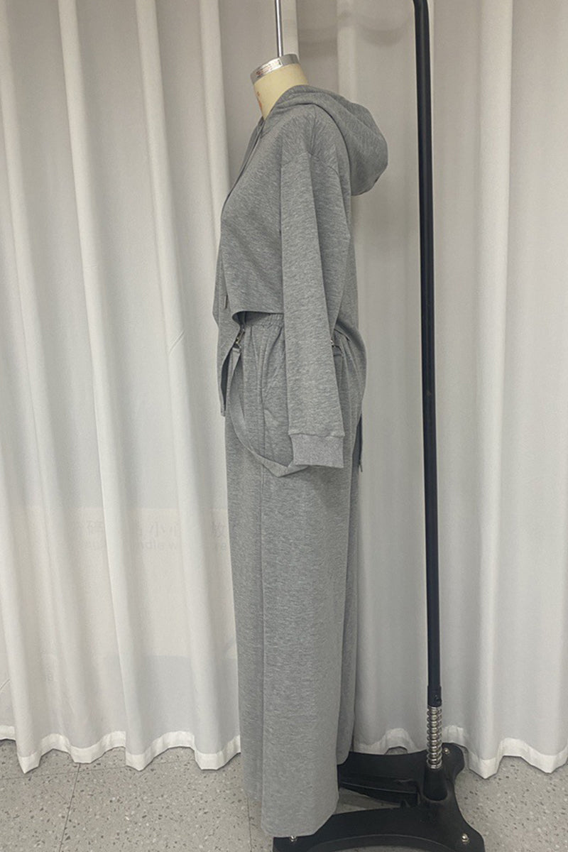 Well Tailored Garment with a Graceful Silhouette