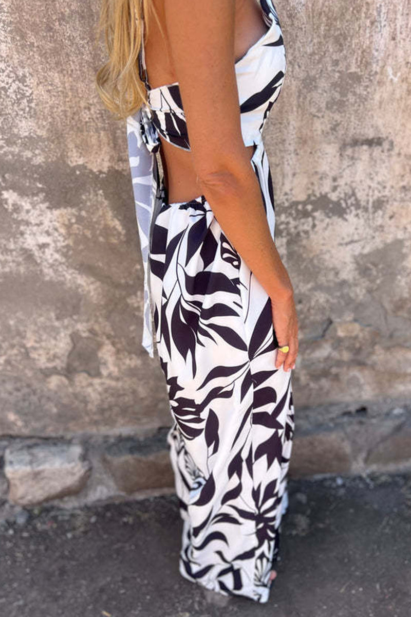 Gracefully Styled Garment for Any Occasion