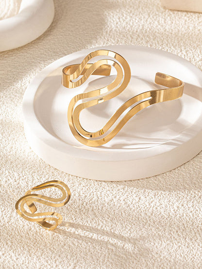 Polished Garment with an Effortless Classic Look