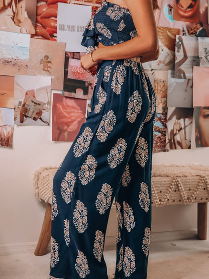 Gracefully Styled Pants for Any Occasion