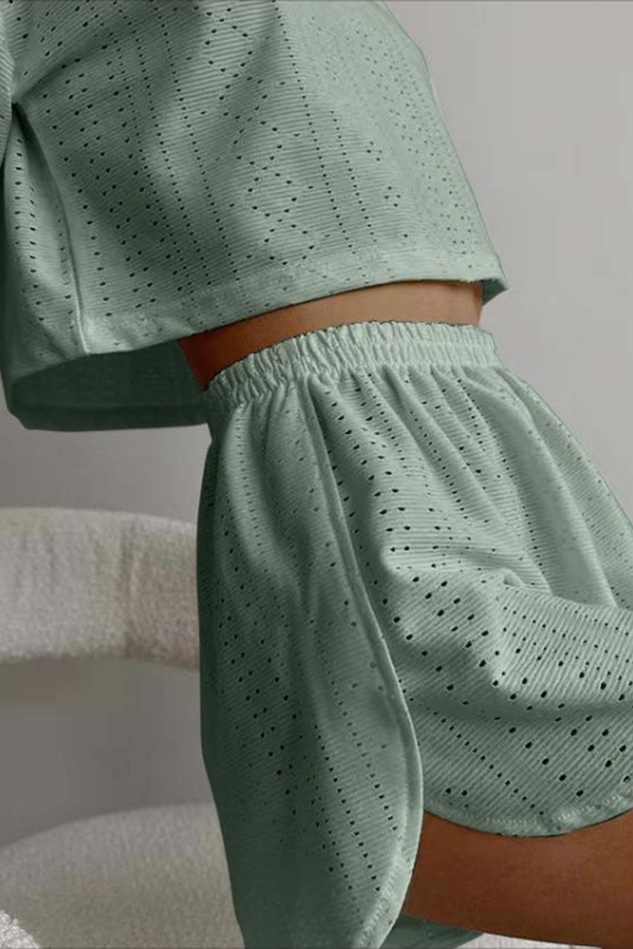 Classic Vintage & Enduringly Stylish Top