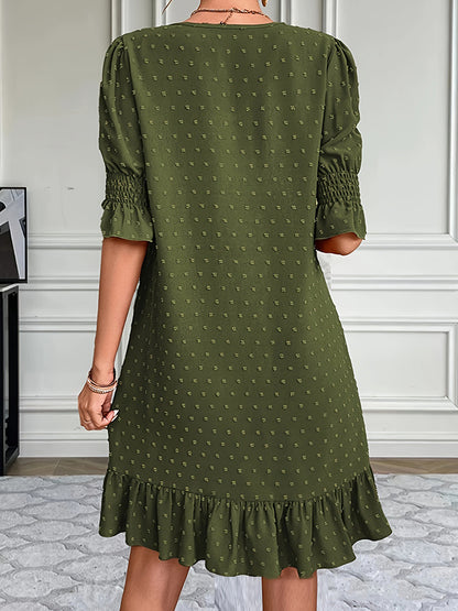Gracefully Styled Dress for Any Occasion