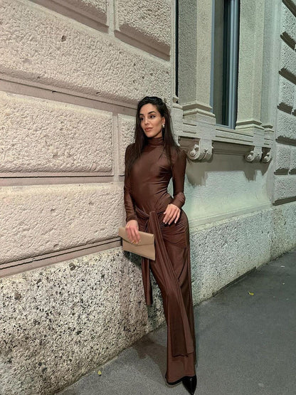 Sophisticated Dress with a Clean Classic Look