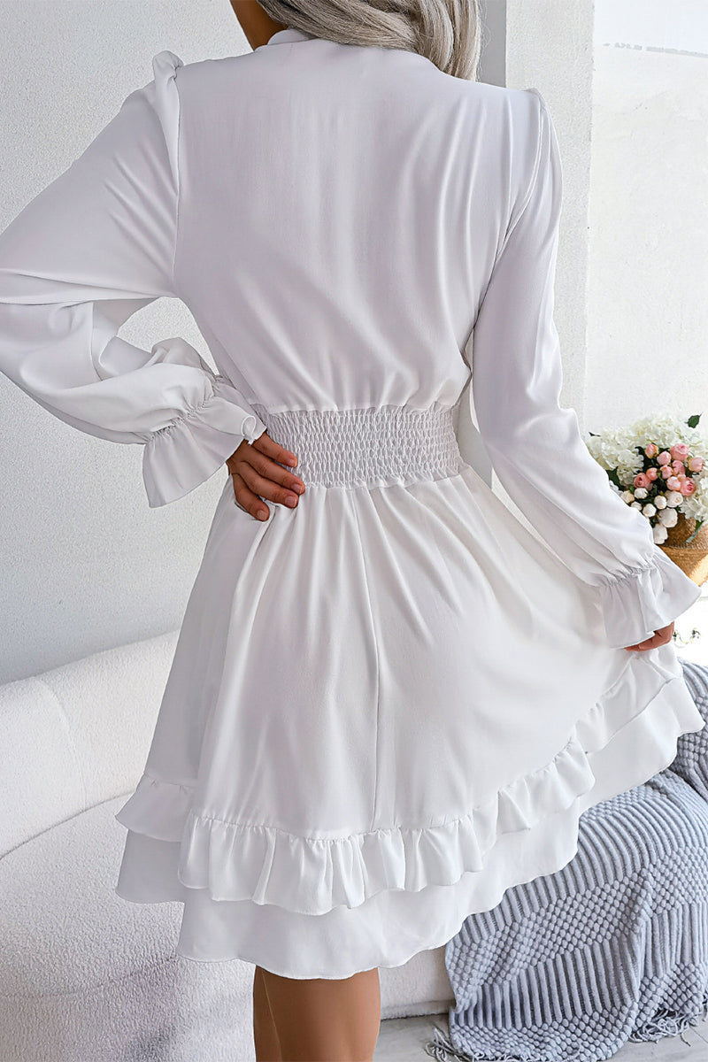 Effortlessly Elegant Dress with a Timeless Design