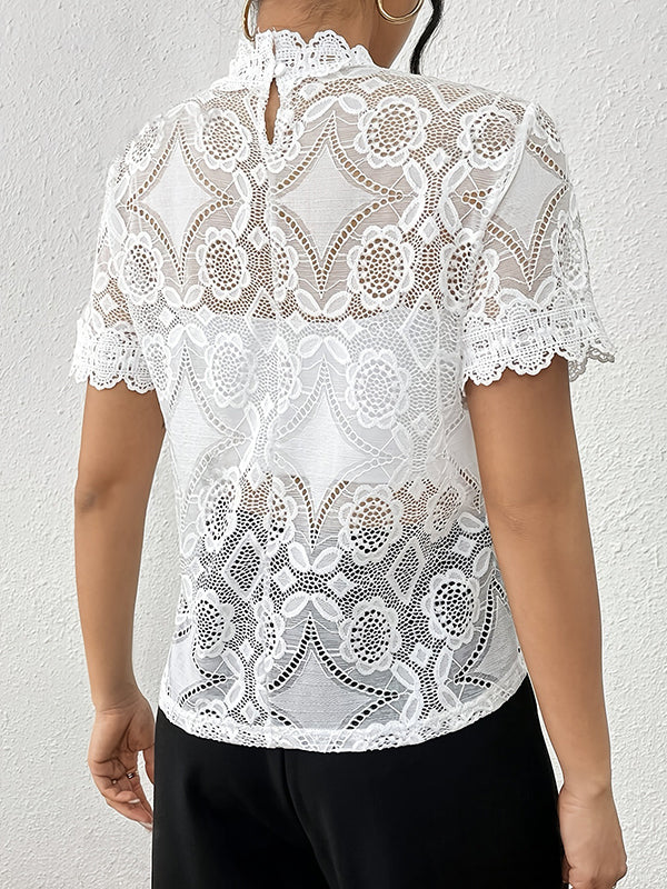 Beautifully Finished T-Shirt in a Timeless Design