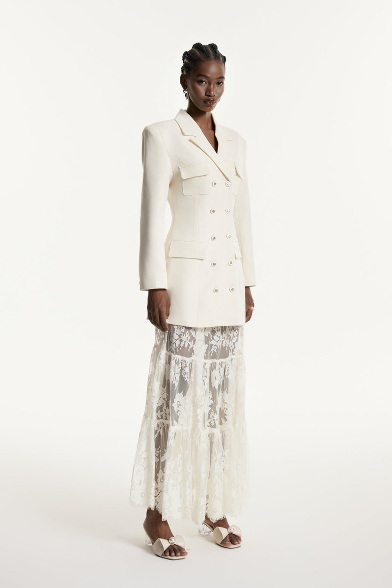 Sophisticated Garment with a Clean Classic Look