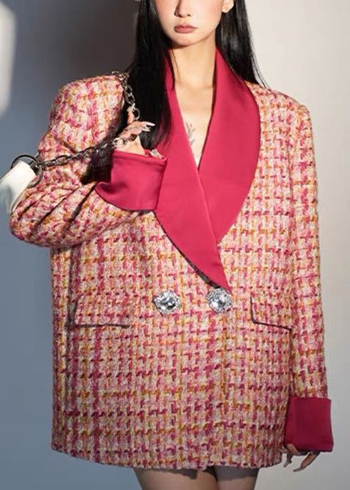 Beautifully Finished Coat in a Timeless Design