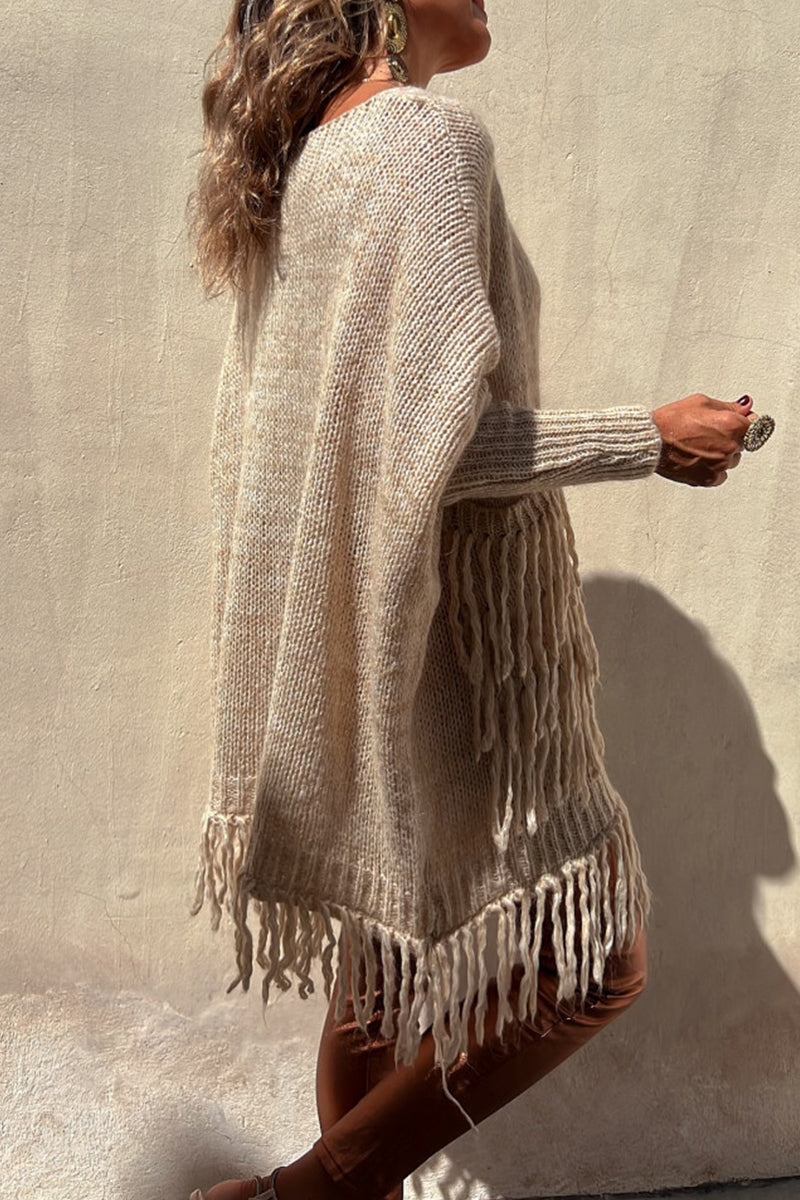 Effortlessly Elegant Sweater with a Timeless Design