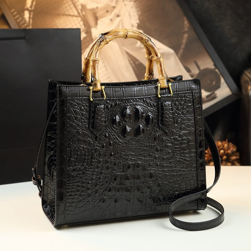 Classic Vintage Bag with a Flattering Fit