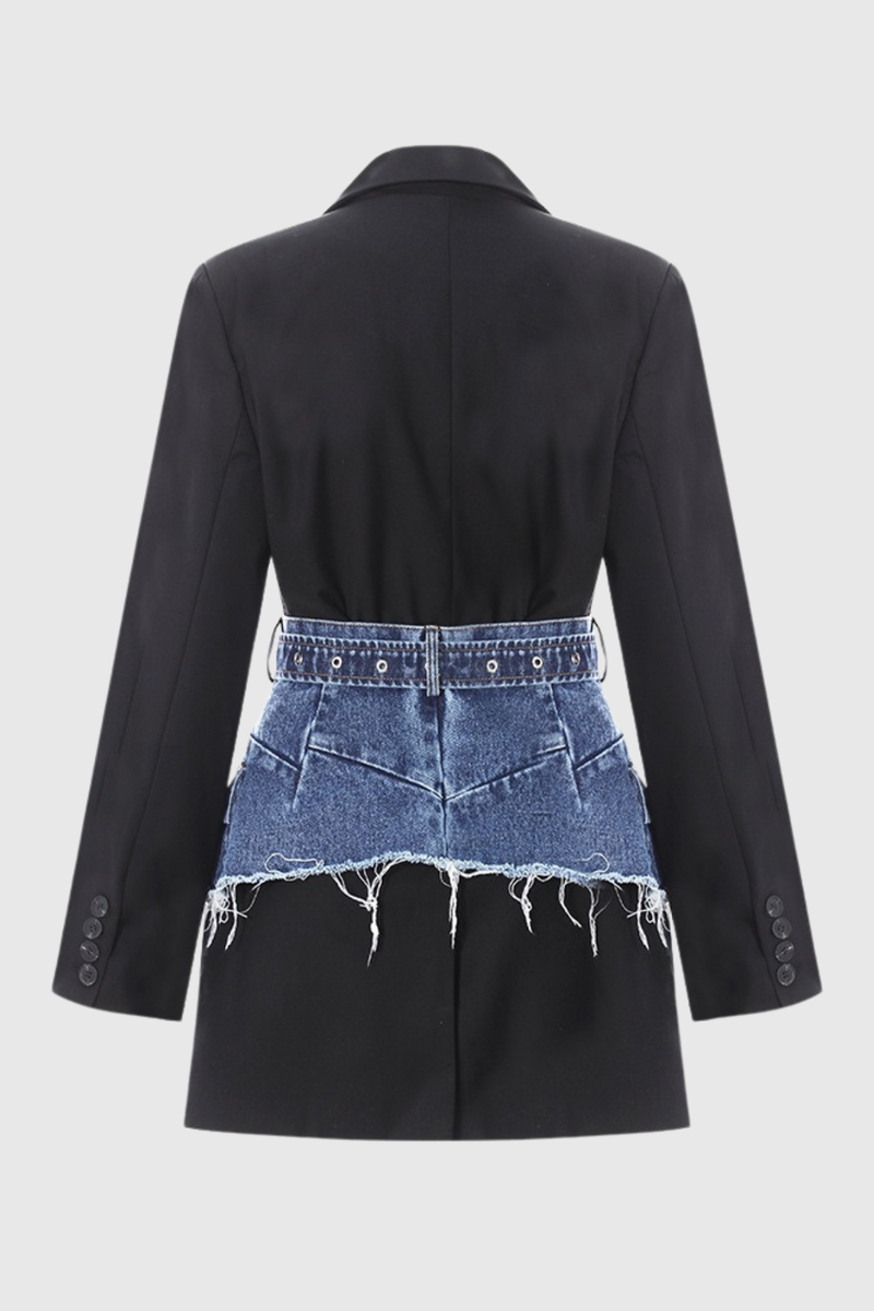 Effortlessly Elegant Garment with a Timeless Design