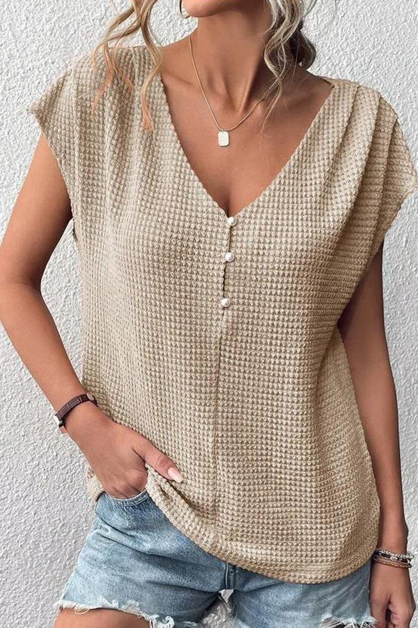 Elegantly Styled Pullover for Everyday Wear