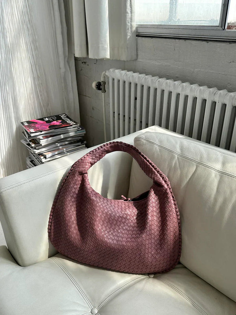 Classic Vintage Bag with a Flattering Fit