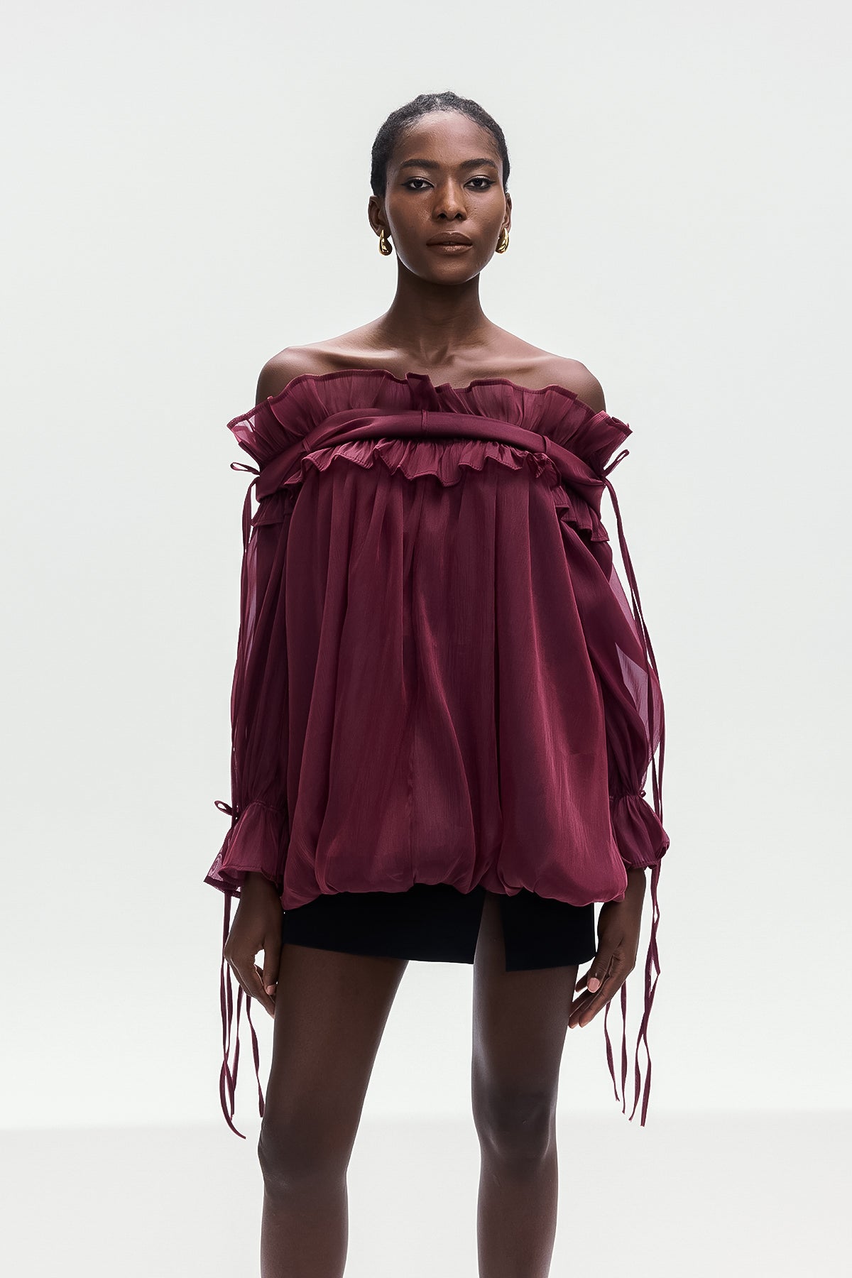 Effortlessly Elegant Top with a Timeless Design