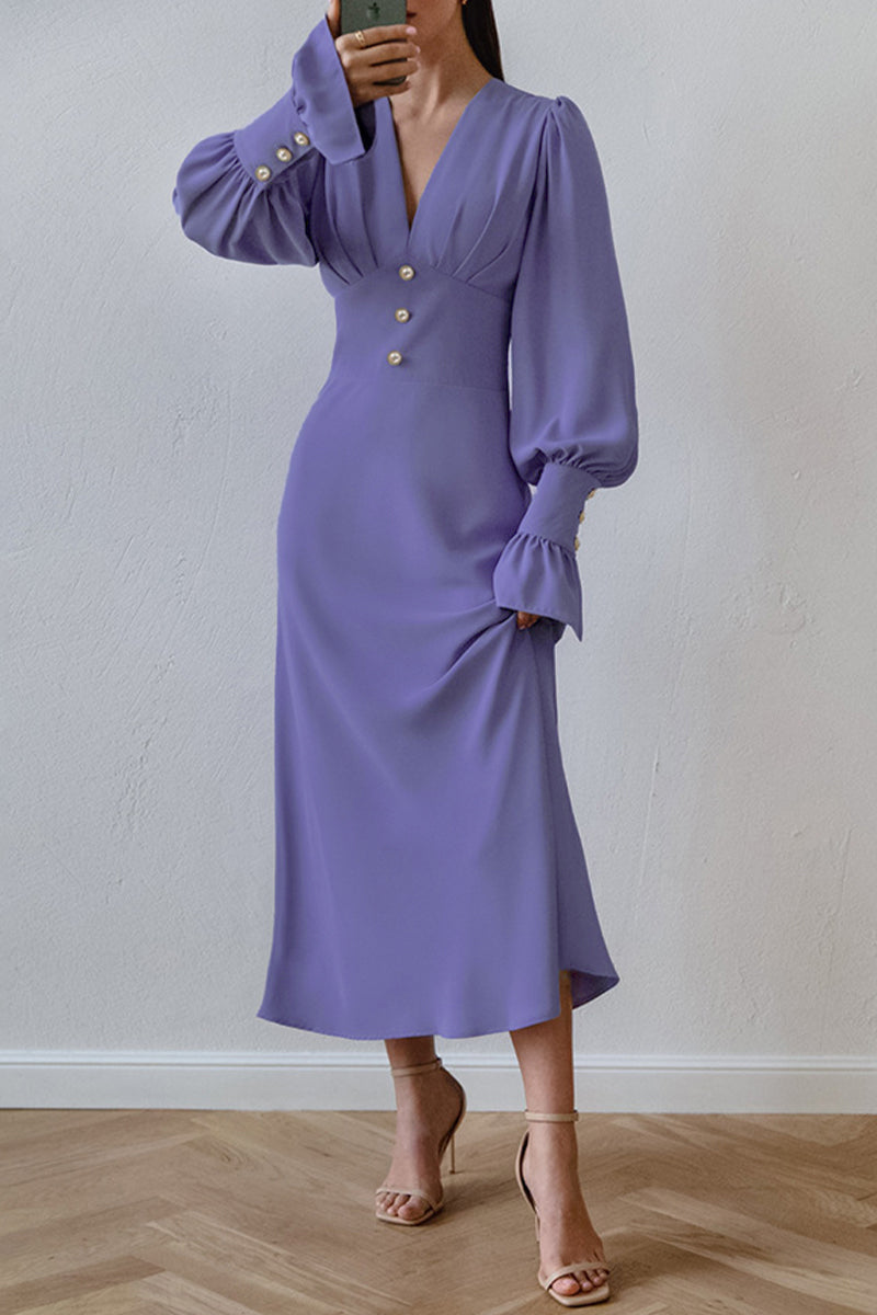 Classic Vintage & Enduringly Stylish Dress