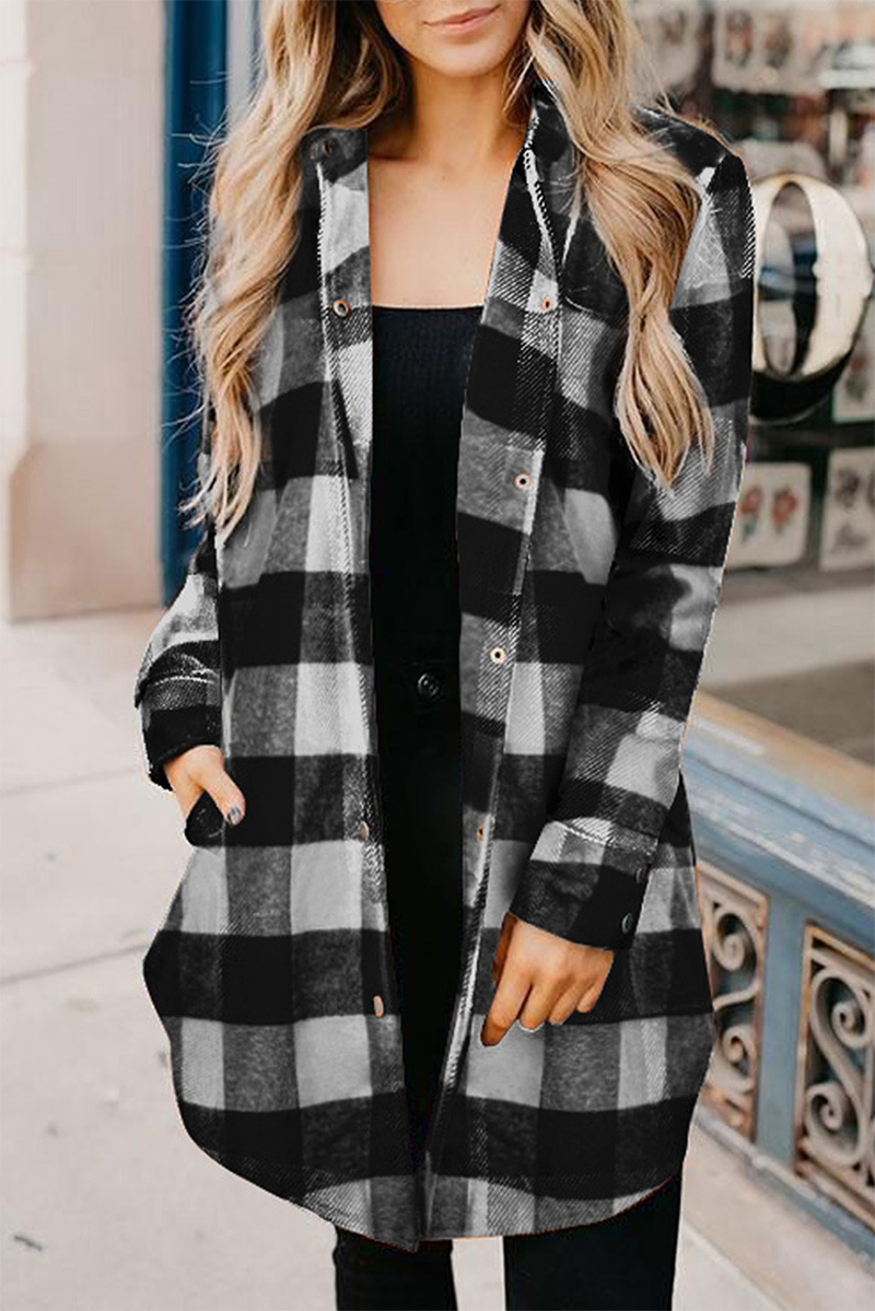 Sophisticated Blouse with a Clean Classic Look