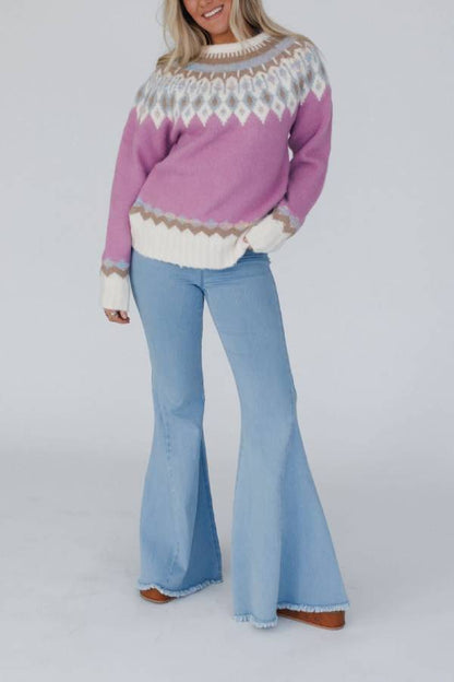 Well Tailored Sweater with a Graceful Silhouette