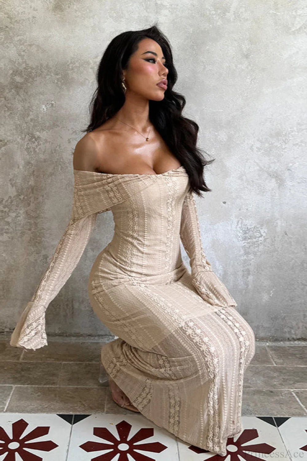 Polished Dress with an Effortless Classic Look