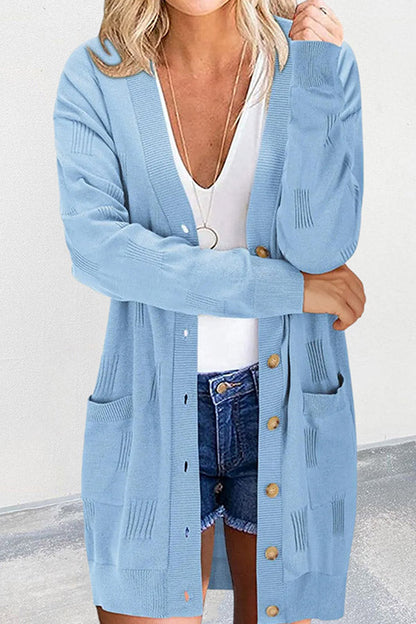 Well Tailored Sweater with a Graceful Silhouette