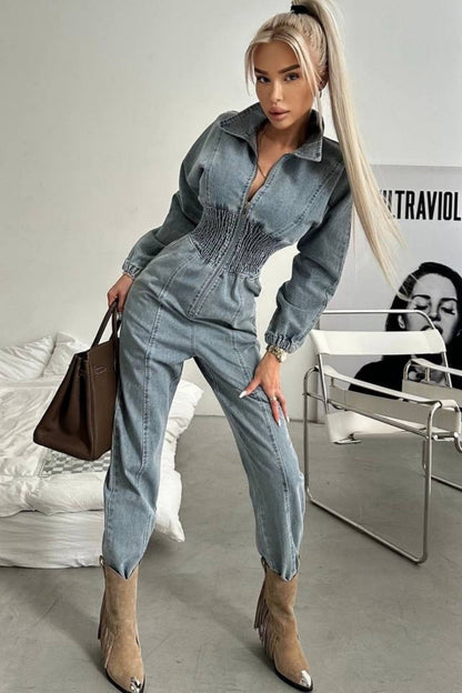 Gracefully Styled Garment for Any Occasion