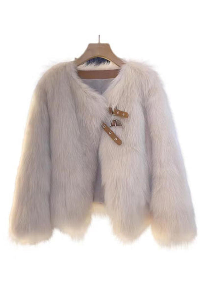Gracefully Styled Coat for Any Occasion