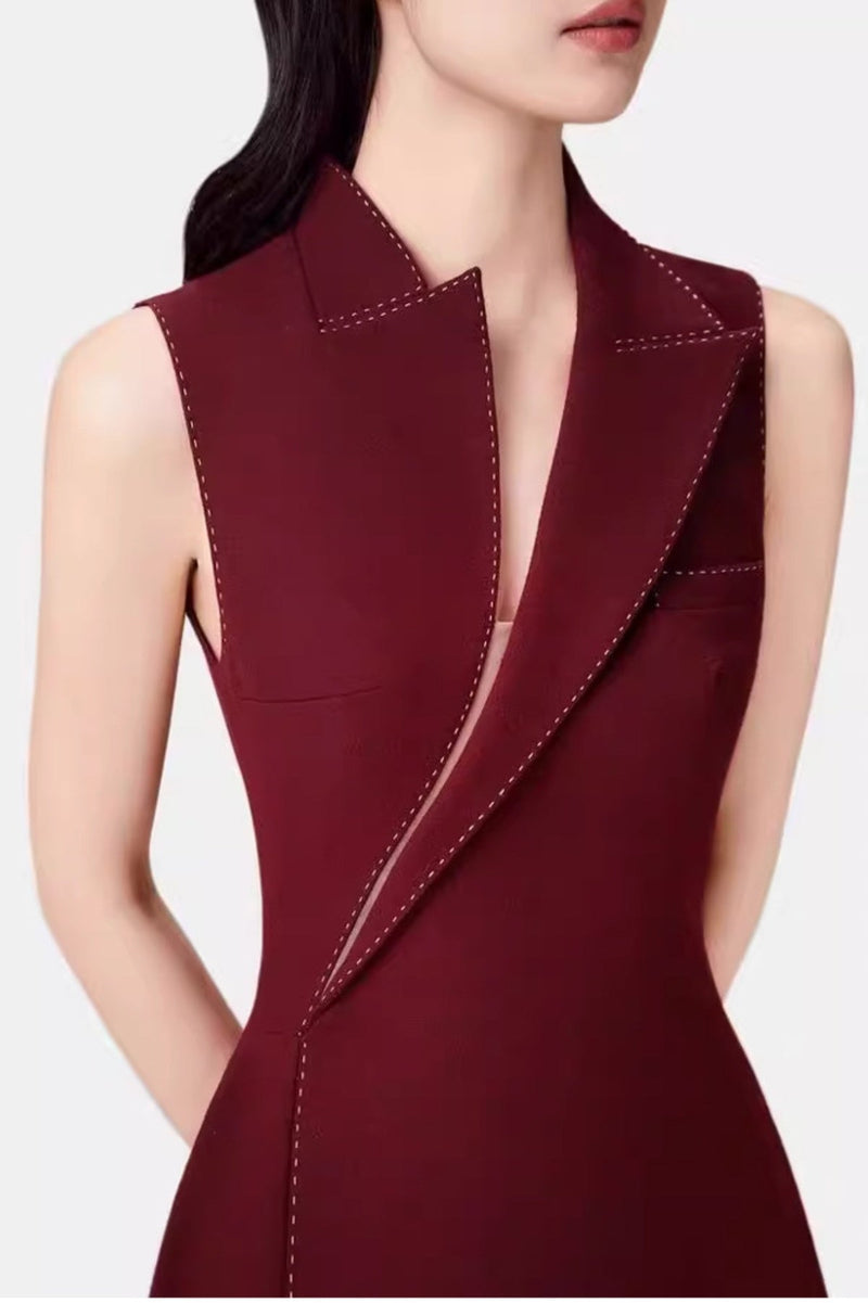 Sophisticated Dress with a Clean Classic Look