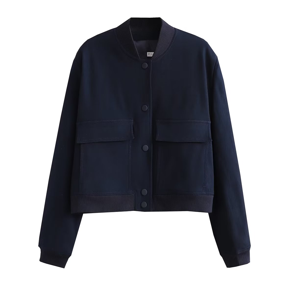 Effortlessly Elegant Jacket with a Timeless Design