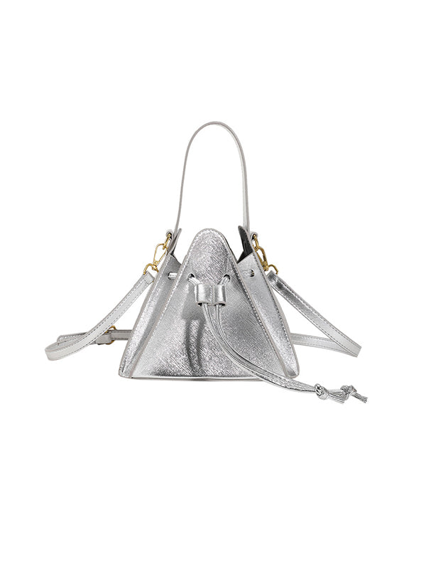 Beautifully Finished Bag in a Timeless Design