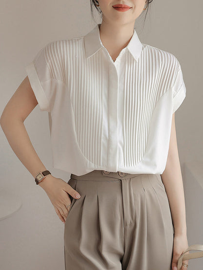 Effortlessly Elegant Blouse with a Timeless Design