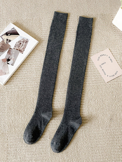 Well Tailored Garment with a Graceful Silhouette