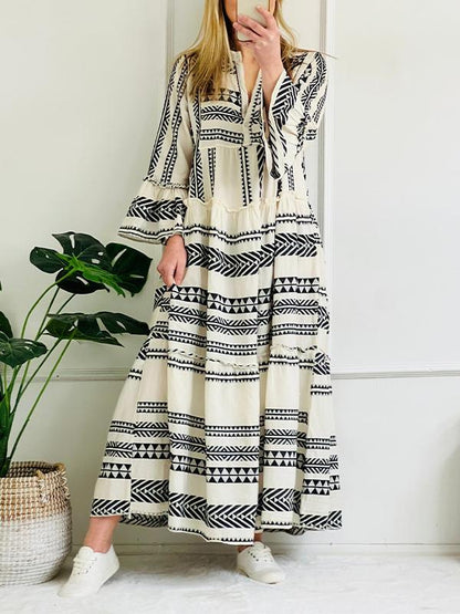 Effortlessly Elegant Dress with a Timeless Design