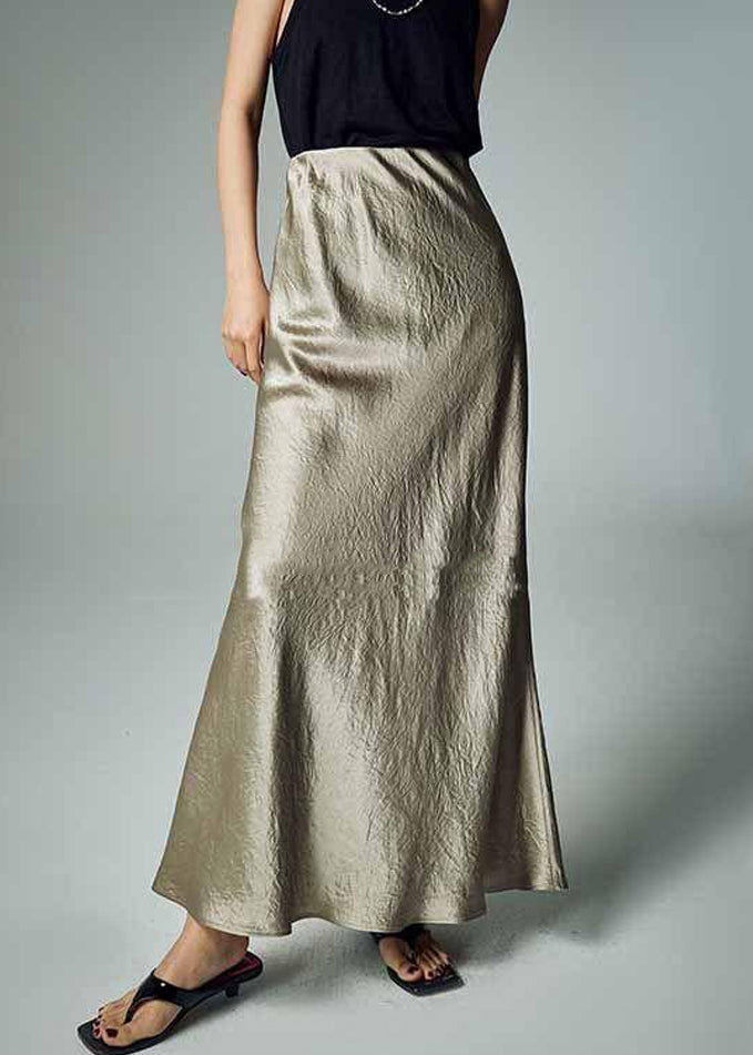 Effortlessly Elegant Garment with a Timeless Design