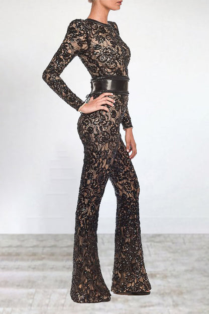 Effortlessly Elegant Garment with a Timeless Design