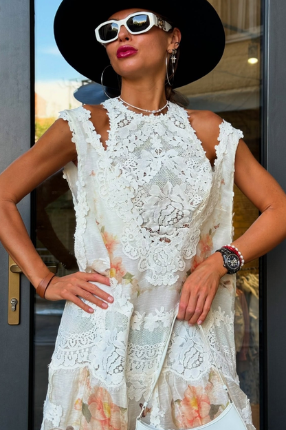 Polished Dress with an Effortless Classic Look